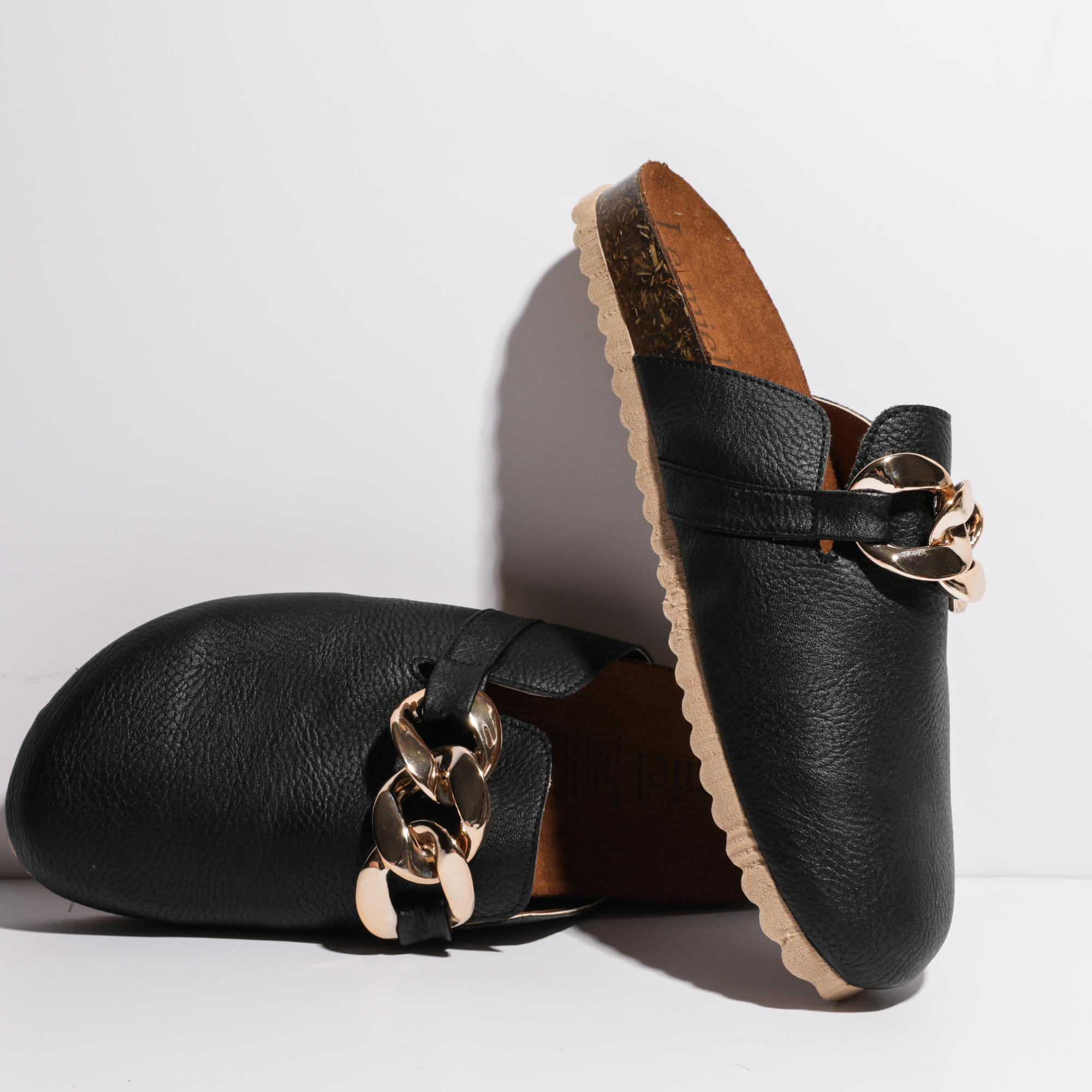 Zuecos Chain Noir