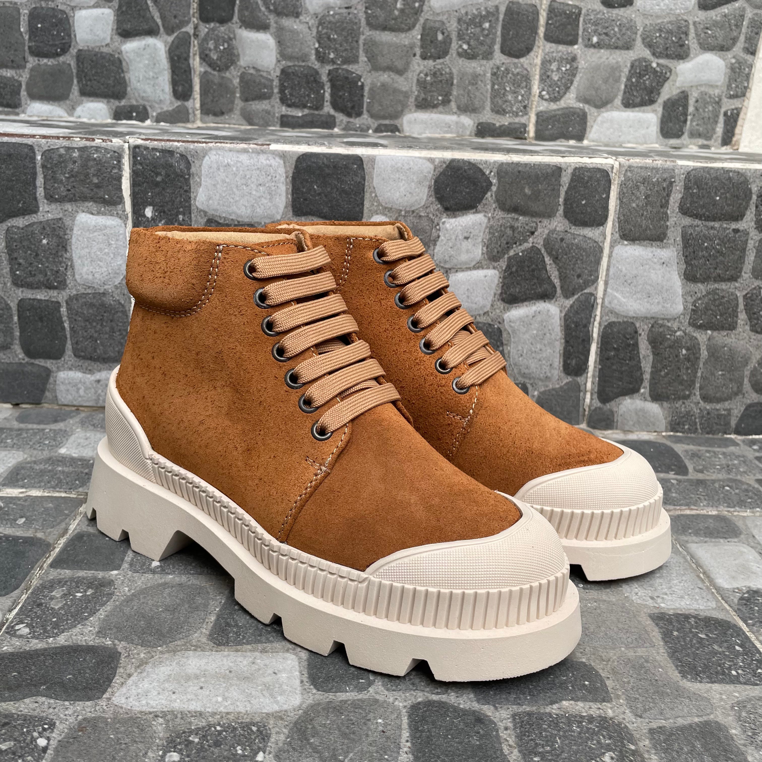 Combat Boots Gamuza Tan
