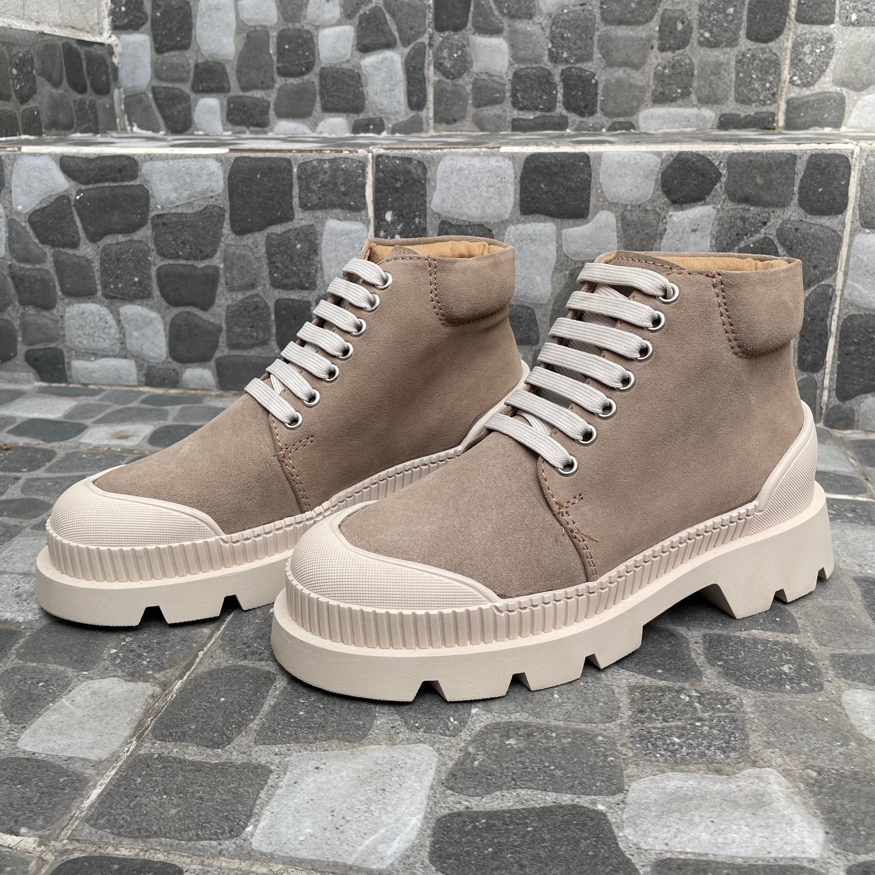 Combat Boots Gamuza Taupe