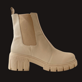 Lug Sole Boots Amande