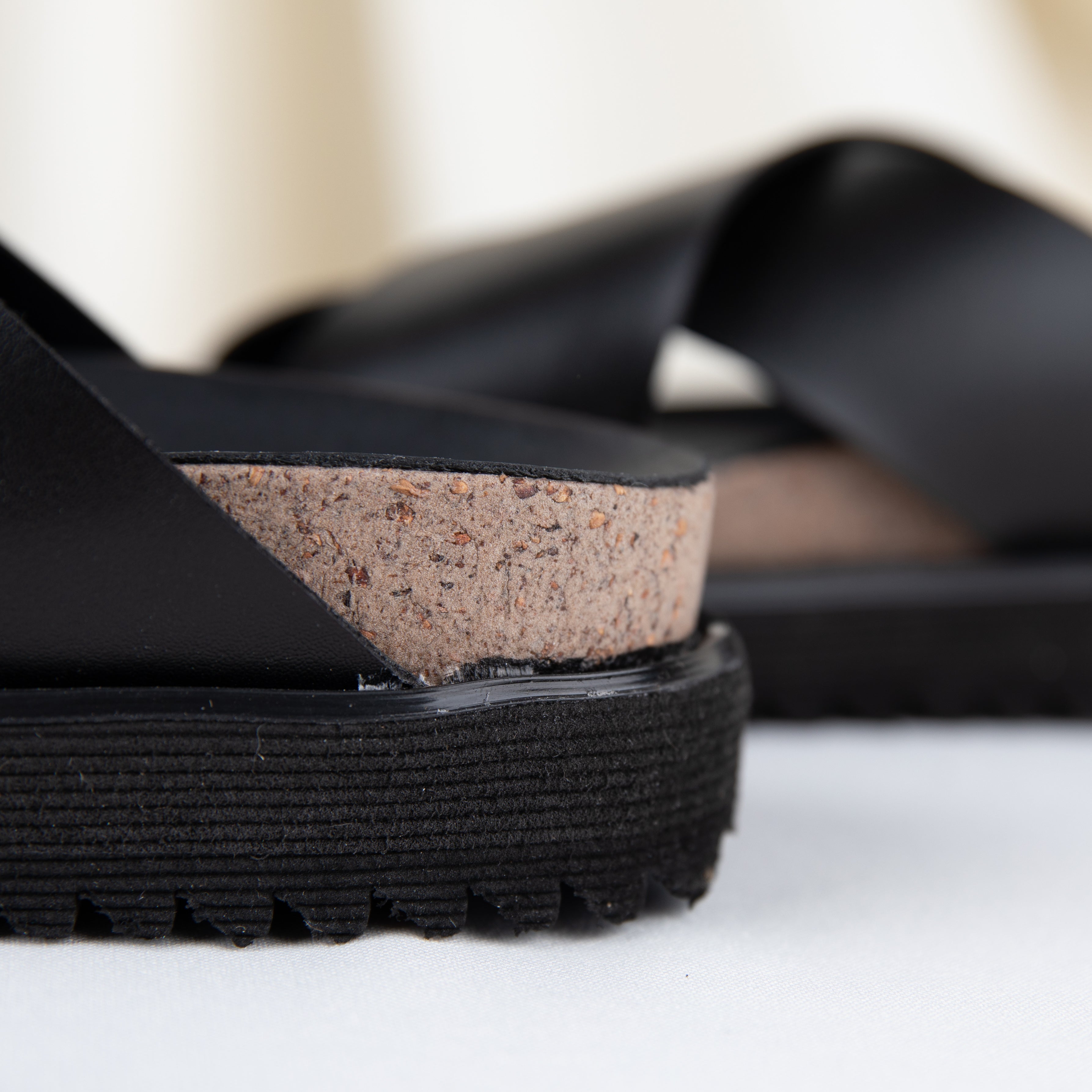 Sandale Croisé Noir